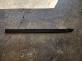 84493660 Chevrolet #m69 2019-2020 Chevy Silverado 1500 Hd Short Bed Upper Box Molding Left Side
