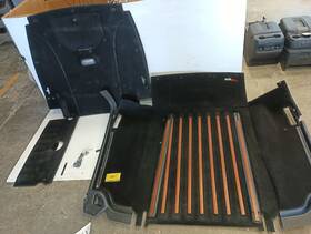 146.gm8s05 Chevrolet Truck 2003-2006 Chevy Ssr Rear Carpet Bed Liner With Woodgrain Slats Genuine Oem 12009360