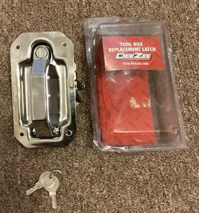 Dztblatch4 Dee Zee Deezee Tool Box Replacement Latch With Keys Used Like New
