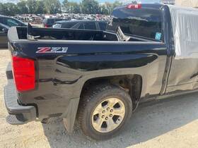 155-01944 Factory Oem Pickup Box 5ft 9 Inch Fits 14-18 Silverado 1500 4335850