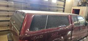 147.fd8504 Ford Truck Topper Box Cover With Clamps 6-1/2 Ft Fits 2004 F150 1167673