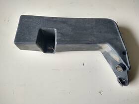 15090199 General Motors Right Cargo Box Side Gutter Drain With Clips Avalanche Escalade Ext