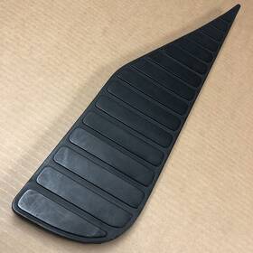 15552210 Gm 1988-1998 Chevrolet Silverado Gmc Sierra Right Rear Stepside Bed Side Step Pad