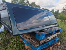 2428830 Leer Truck Cap