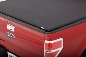 95850 Lund 99- Ford F250 6.5ft Bed Tonneau Cover