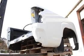 155-10101a Nissan White Pickup Box With Fender Flare 5ft Inch Fits 22-23 Frontier