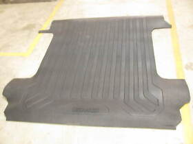 84050999 Oem Gm Short Bed 5foot8 Rubber Truck Mat Gmc Logo