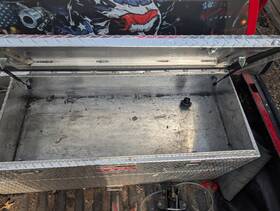 Rds Manufacturing 73326pc 60 Gallons Auxiliary Fuel Transfer Tank And Toolbox Combination