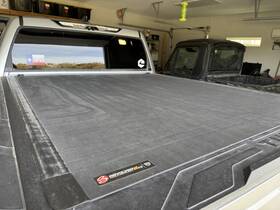 80440 Realtruck Bak Revolver X4s Tonneau Cover Fits 2022-2023 Tundra 5ft7 Inch Without Ut Storage Boxes