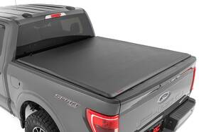 42225650 Rough Country Soft Roll-up Bed Cover For 15-25 Ford F-150 6ft7 Inch -