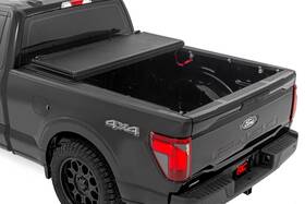 47229650b Rough Country Hard Low Profile Bed Cover 6ft7 Inch For Ford F-150 2021-2025