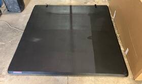 Rc44515550 Rough Country 2015-2020 Ford F150 5.5 Ft Tri Fold Tonneau Cover P/n