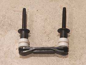 2006980-00-a Tesla Cybertruck 2024-26 Tonneau Cover Slat Bolt Roller With Y Clip