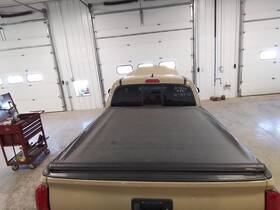 147.to1819 Toyota Local Pickup Only Tacoma 2019 Topper/tonneau 1337703