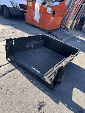 65100-04500 Toyota 2016 2023 Tacoma Bed Floor Inner Liner Short Oem No Shipping