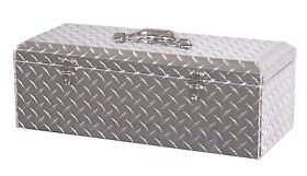 5124 Truck Tool Box Lund