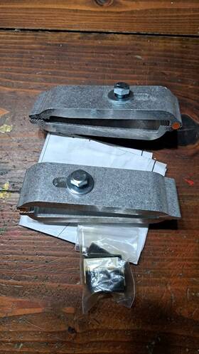 1705873 Truxedo 2 L&r Gm Bed Pocket Mounting Clamps For Tonneau Cover