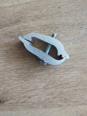 Ra1705391aa Truxedo Tonneau Rail Clamp