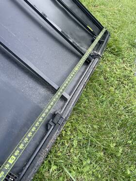 2430101 Tyger Trifold Truck Bed Cover