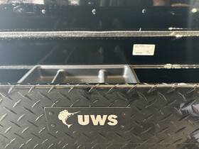 194192458 Uws 19409258 2020-2024 Chevy/gmc Truck Bed Rail-to-rail Toolbox -194192458