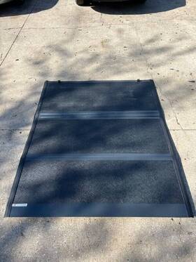 243102 Xcover Low Profile Hard Folding Truck Bed Tonneau Cover For F150 Silverado Sierr