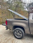 Undercover Series Tonneau For Colorado Canyon 5FT. Bed UC1156. Fixed Price $300.00.