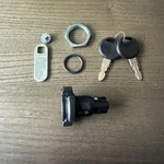 Undercover Swing Case Assembly Kit, New Lock, Retainer Nut, O-ring, 2 Keys. Fixed Price $42.61.